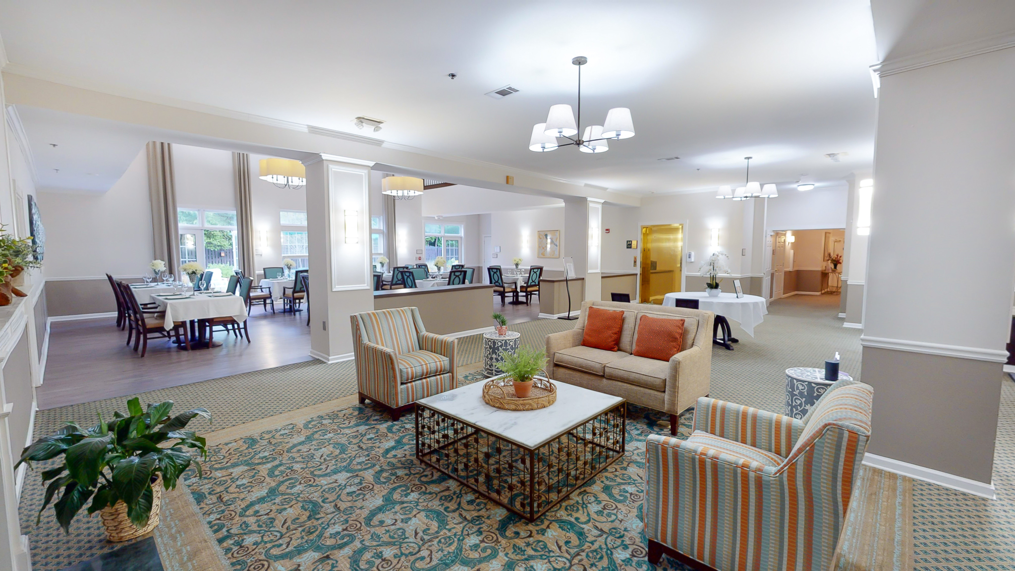 1 - Lobby (6 of 8)